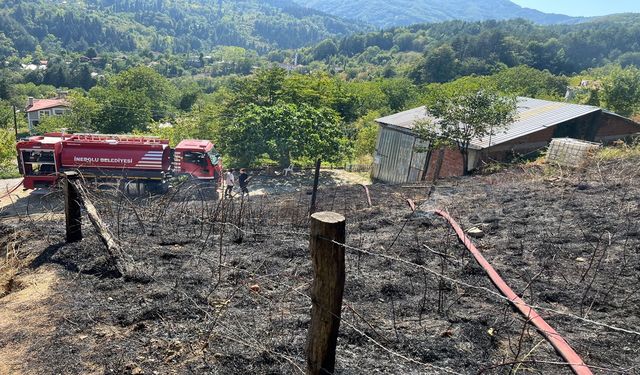Kastamonu’da Sıcak Hava Sonrası Yangın: Bahçede Çıkan Yangın Korkuttu!