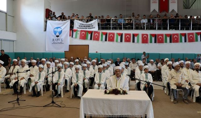 Kastamonu’da Hafızlık Merasimi Göz Doldurdu: 43 Öğrenci Belgelerini Aldı
