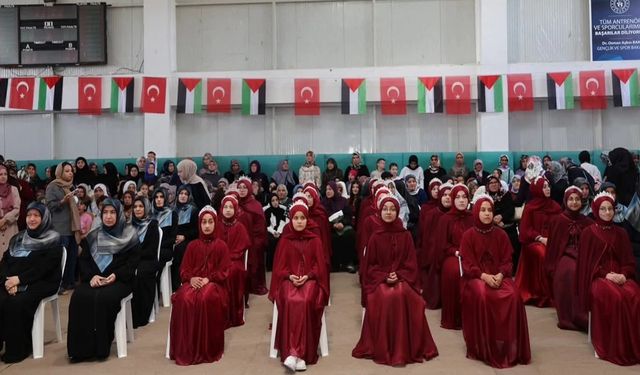 Kastamonu'da 19’u kız, 24’ü erkek 43 öğrenci hafız oldu