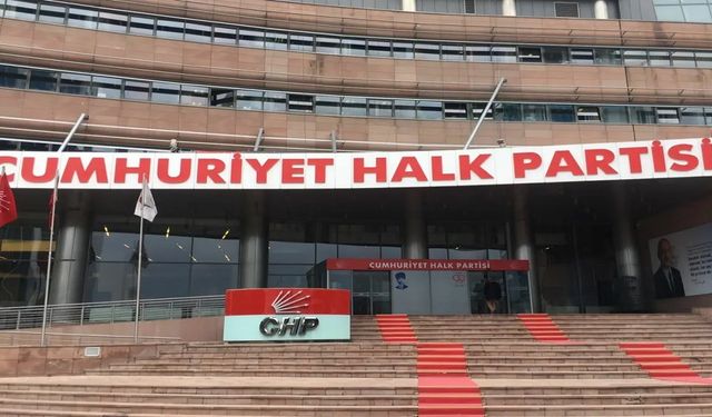 CHP, CHP'lilerle saklambaç oynuyor: İl Başkanlığını kapatma kararı alındı!