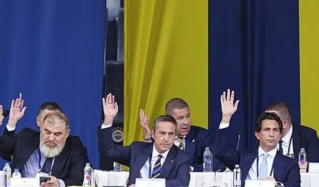 Fenerbahçe Başkanı Ali Koç ve yönetimi, genel kurulda ibra edildi