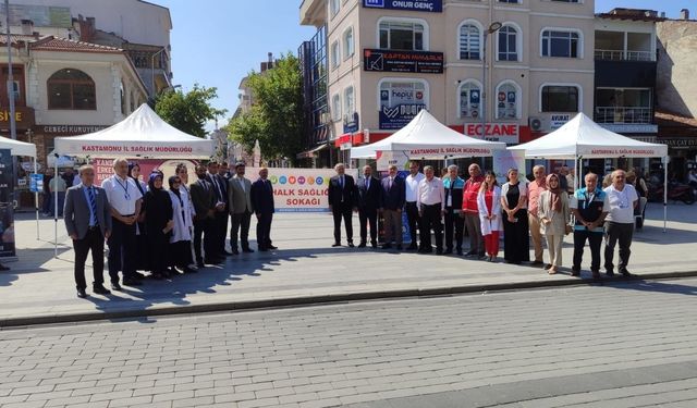 İl Sağlık Müdürü Yavuzyılmaz Taşköprü’de: Halk Sağlığı Sokağına Yoğun İlgi