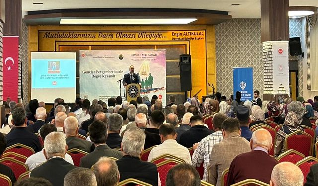 Devrekani’de Mevlid-i Nebi Haftası Konferansı Düzenlendi