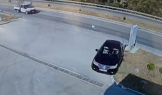 Kastamonu'da direksiyon hakimiyetini kaybeden sürücü benzinliğe daldı