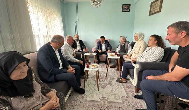 Milletvekili ailesini ziyaret etti: Kastamonu-Ankara yolunda şehit olmuştu!