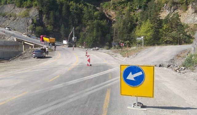 Sürücüler Dikkat: Kastamonu İnebolu Yolu’nda Yol Çalışmaları Başladı