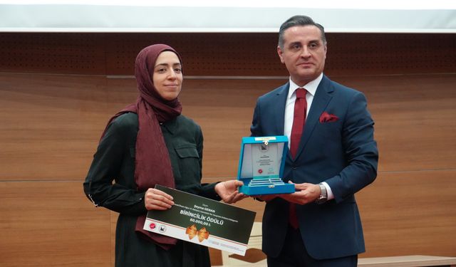 Kastamonu Üniversitesi'nde ödüller sahiplerini buldu