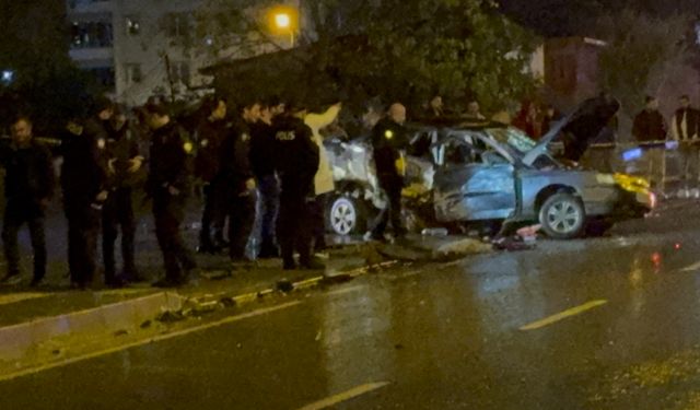 Son dakika: İki otomobil çarpıştı: Feci kazada 2 ölü, 2 yaralı var!