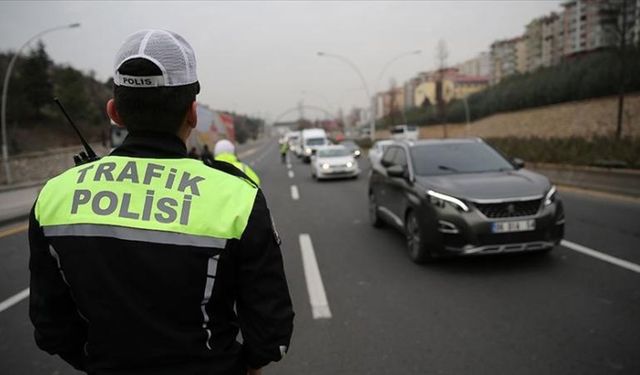 Vatandaşlara Uyarı: Başkentte Bugün Bazı Yollar Trafiğe Kapatılacak