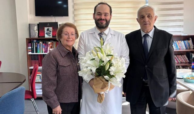 Kastamonulu genç doktor cerrahi uzmanı oldu