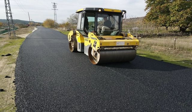 Taşköprü'de Yollar Asfaltlanıyor