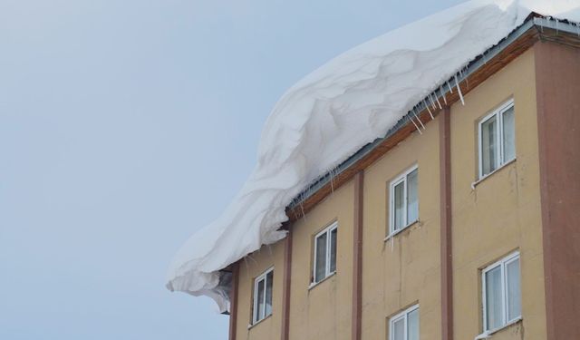 Kastamonu'da çatılarda ölümcül tehlike!
