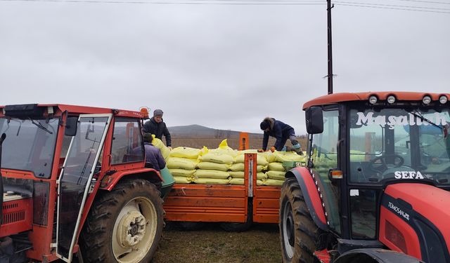 Kastamonu'da sonbahar gübreleme çalışması yapıldı