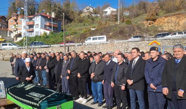 Kastamonu'nun sevilen ismi son yolculuğuna uğurlandı