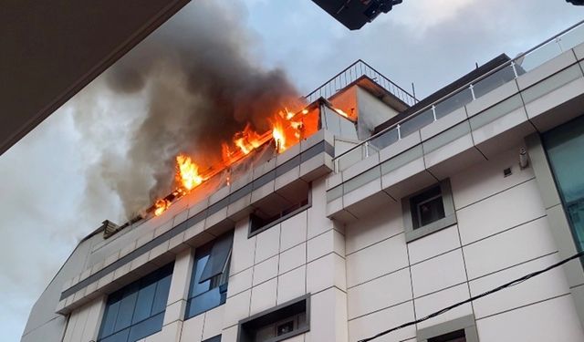 Otelde Yangın Çıktı: Korku Dolu Anlar