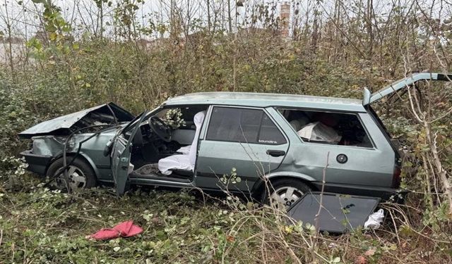 Kontrolden Çıkan Otomobil Kaza Yaptı: 4 Yaralı