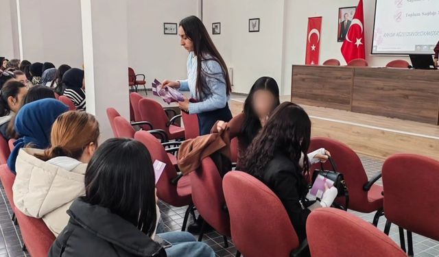 Taşköprü'de HIV/AIDS ve Meme Kanseri Farkındalık Çalışmaları Sürüyor