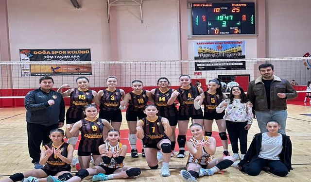 Taşköprü Genç Kız Voleybol Takımı Sezona Farklı Başladı