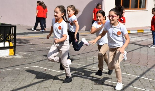 Yaşasın, Okullar 15 gün tatil oluyor: Tarihler Netleşti