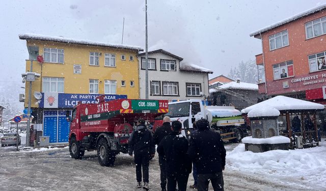 Kastamonu İlçesinde Bir Binanın Çatı Katında Yangın Çıktı