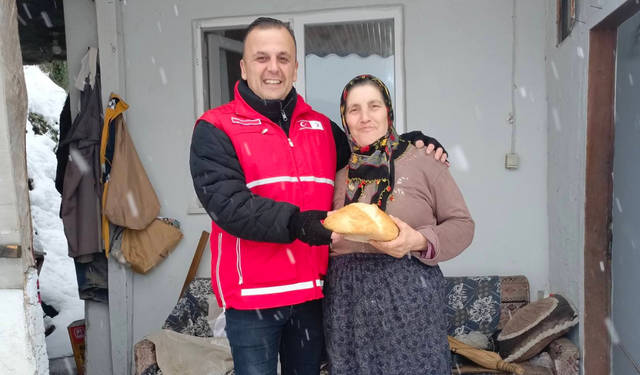 Kastamonu'nun İlçesinde Kızılay ve Muhtar El Ele: Zor Günlerde Yardım Seferberliği