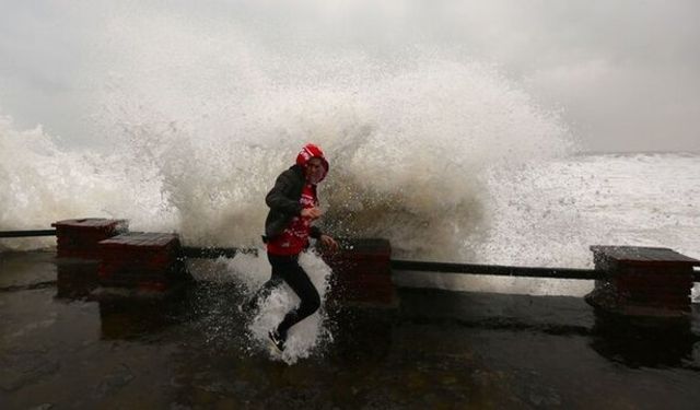 Profesör uyardı! Son günlerde etkisini artırdı: Hasta edebilir!