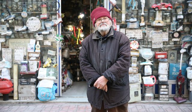 1970 yıllarda merakı başladı: Kastamonu'da binlerce parçayla eşyaları hayata döndürüyor!