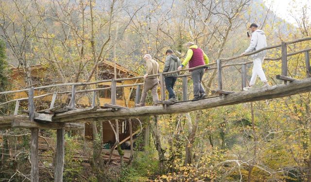 Kastamonu'da asırlık ahşap köprü zamana meydan okuyor