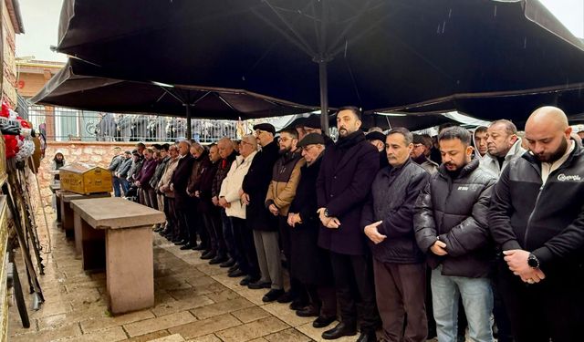 Halil Uluay’dan Pır Seyin İçin Son Görev: Nasrullah Camii’nde Vefa