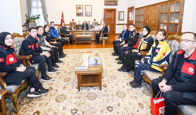 Kastamonu’da 112 Acil Çağrı Merkezi Personelinden Anlamlı Ziyaret