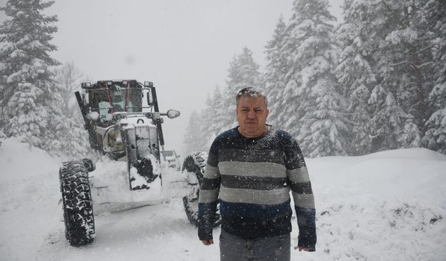 Kastamonu ve Samsun'da zorlu kar mücadelesi! 50 iş makinesi çalışıyor: Kar 1 metreyi aştı!