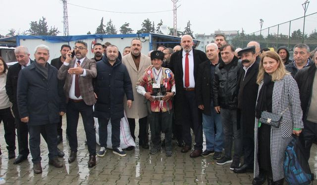 Muhtarlar depremzedeler için seferber oldu: Kastamonu da destek verdi!