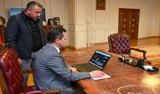 Kastamonu Üniversitesi Rektörü Topal, AA’nın 'Yılın Kareleri' Oylamasına Katıldı