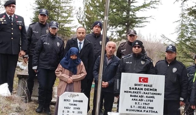 Taşköprü’de şehit bekçi kabri başında anıldı