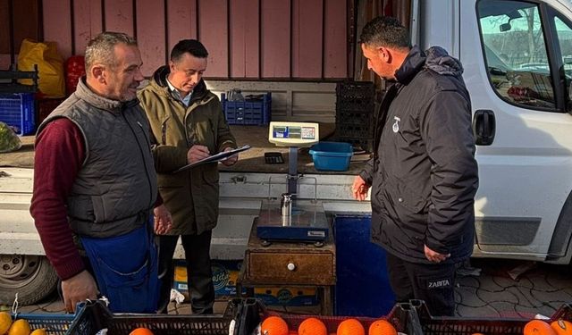 Taşköprü Cuma Pazarı’nda tartılar kontrol edildi