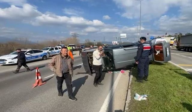 D-100’de feci kaza: 6’sı çocuk 9 yaralı