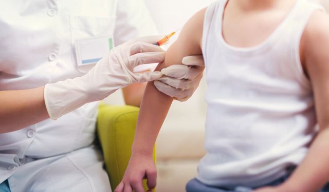 Çocuk sağlığı uzmanından menenjit uyarısı: Aşı hayat kurtarır