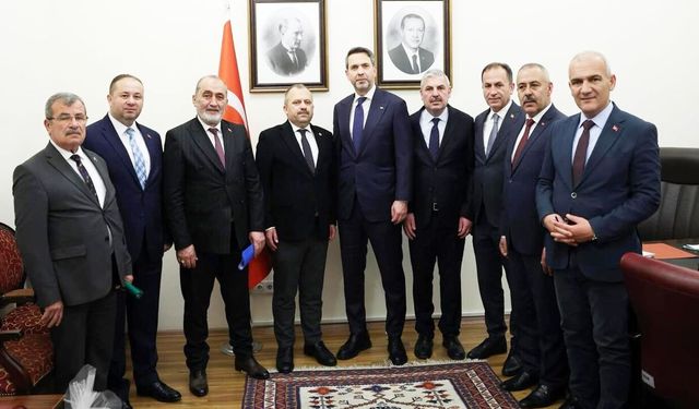 AK Parti Kastamonu heyetinden Enerji Bakanı Bayraktar’a ziyaret