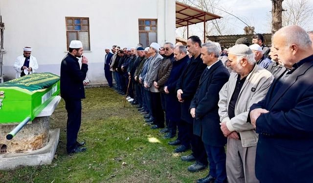Taşköprü’de toprağa verildiler: Milletvekili Uluay’da katıldı