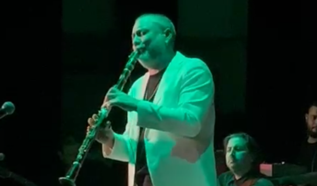 Hüsnü Şenlendirici Kastamonu’yu Büyüledi: Unutulmaz Konser Akşamı