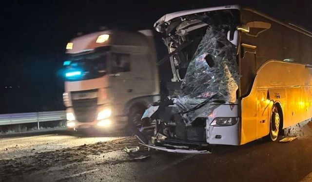 Kastamonu-Hatay seferi yapan otobüs kaza yaptı: 1 ölü, 15 yaralı!