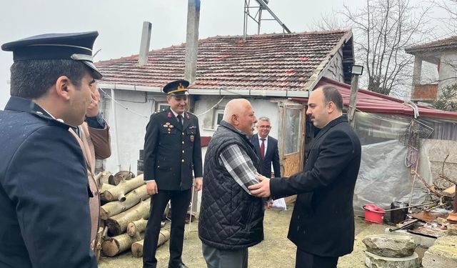 Kastamonu'da şehit ailesi ve gaziyi ziyaret etti