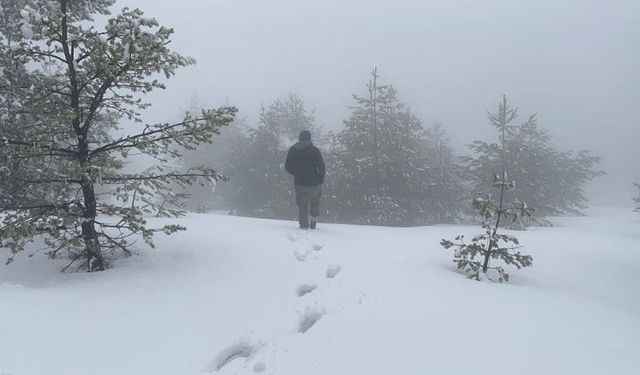 Kastamonu'da bayram için gelenlere kar sürprizi