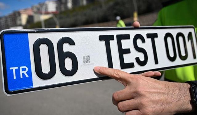 Araç plakalarında değişim zorunluluğu yok: EGM’den açıklama!