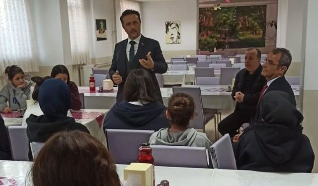 Taşköprü’de iftar buluşması: Adabı muaşeret konuşuldu