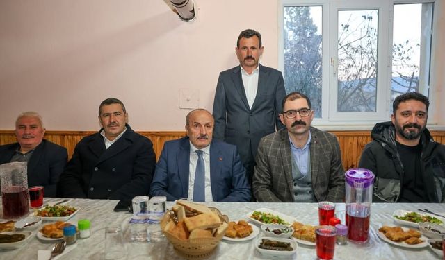 Taşköprü'nün köyünde vatandaşlarla iftar sofrasında buluştular