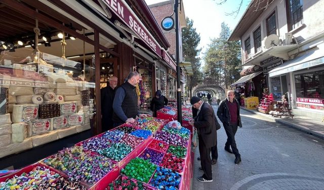 Taşköprü’nün tarihi arastasında renk cümbüşü