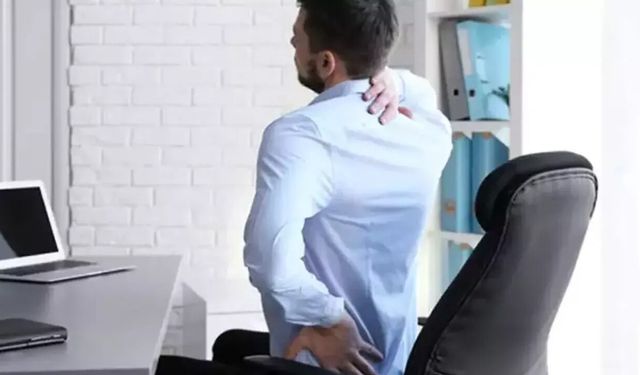 Uzman hekim uyardı: İş yerinde saatlerce hareketsiz kalmayın!