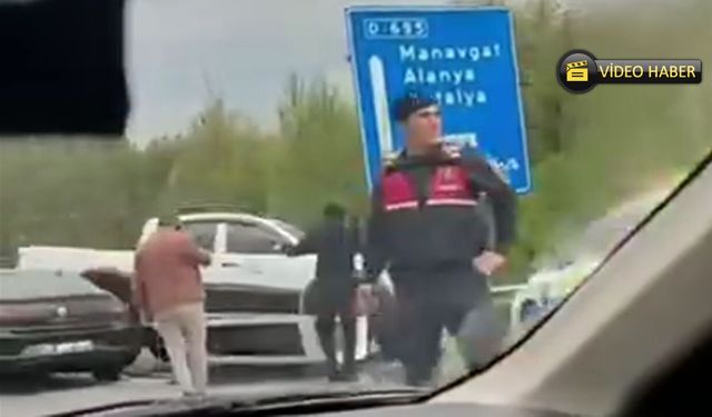 İnebolu Belediye Başkanı Uzuner'in trafik kazası geçirdiği olay yerinden ilk görüntü