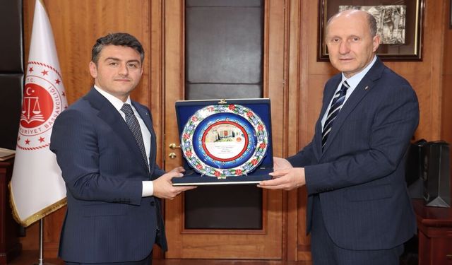 Kastamonulu Kemal Akar'dan İstanbul Başsavcısı Fatih Dönmez'e ziyaret